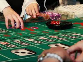 冰球突破豪华版手机版电脑免费版